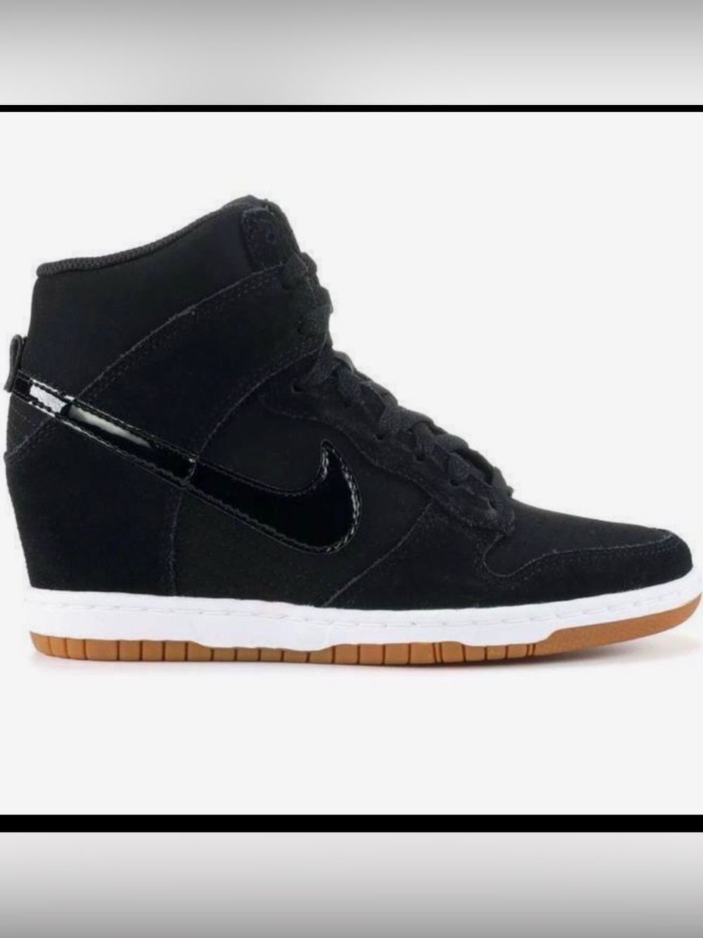 Like new Nike Sky Hi Dunk Black Gum Essentials Size 7